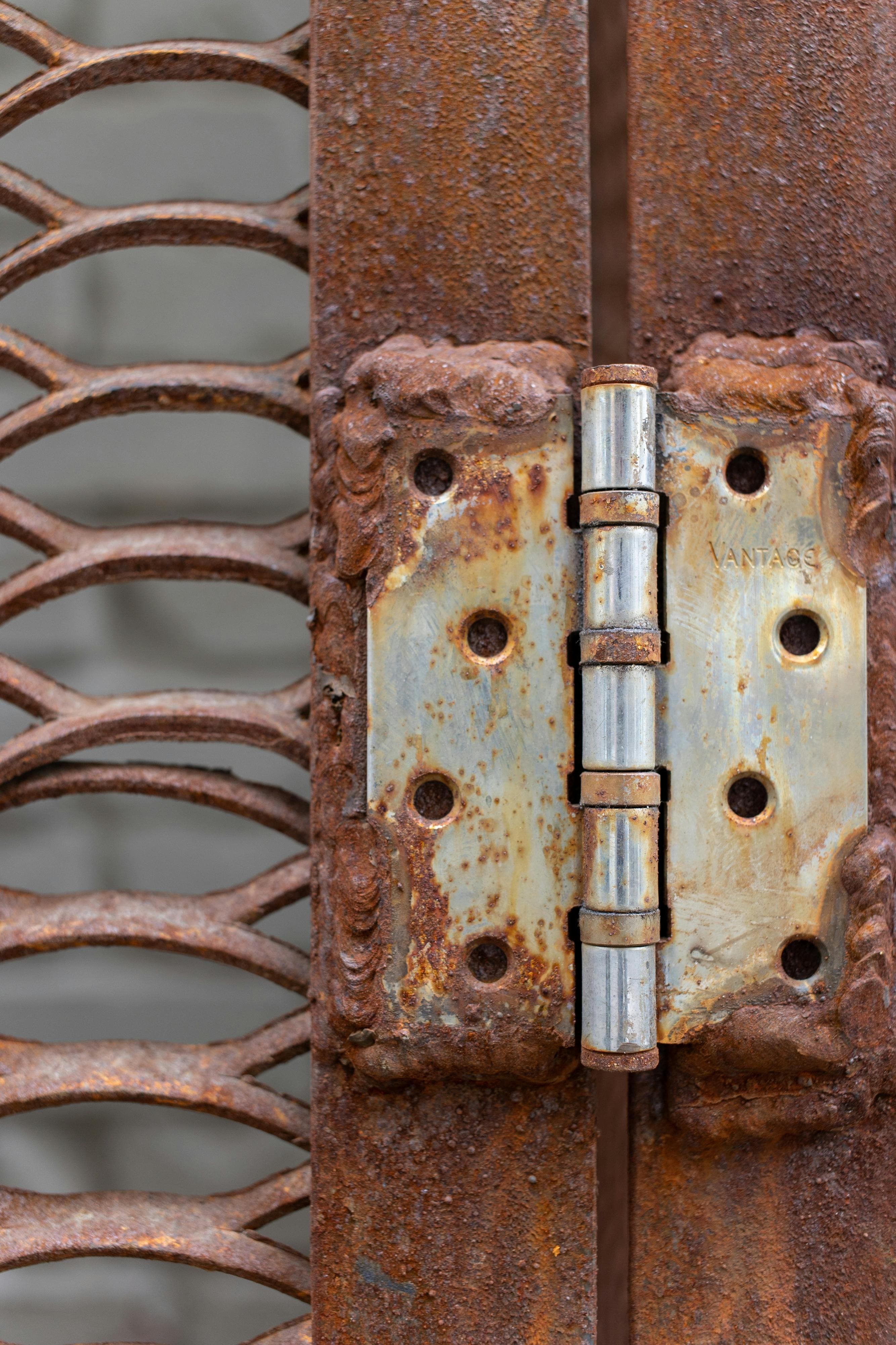 Hinge Hacks: 7 Creative Openers to Break the Ice and Get Replies